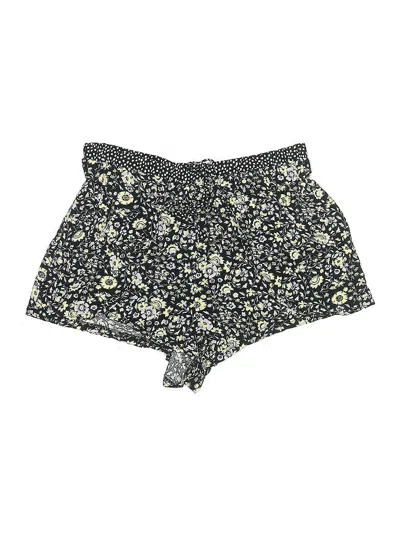 Pre-owned Vanilla Star Shorts In Green