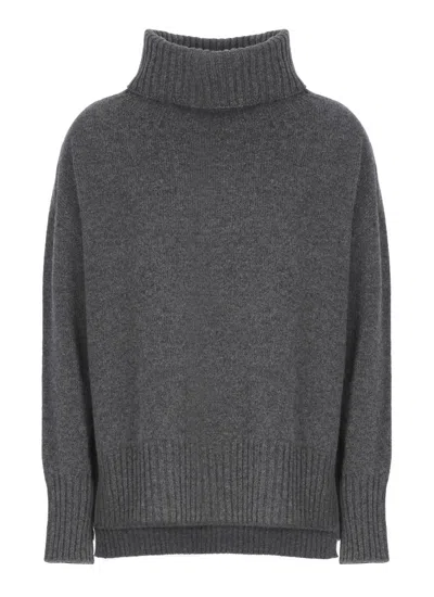 VANISÉ VANISÉ SWEATERS
