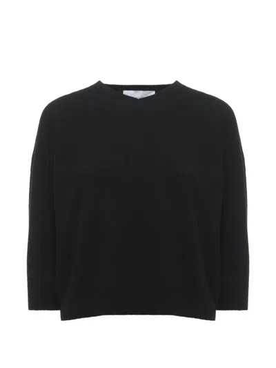 Vanisé V-neck Cashmere Sweater In Black