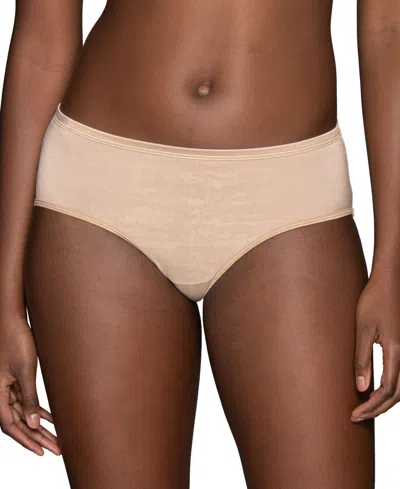 Vanity Fair Illumination Body Shine Hipster Underwear 18107 In Rose Beige