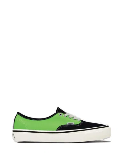 Vans Authentic Sneakers In Green