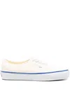 VANS AUTHENTIC SNEAKERS