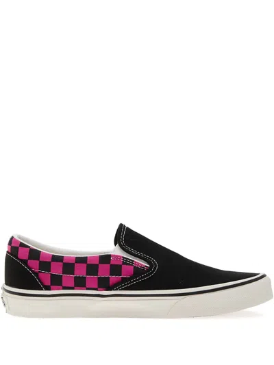 Vans Checkerboard-pattern Slip-on Sneakers In Black