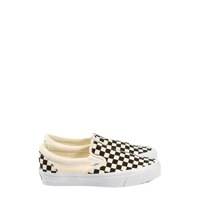 Vans Checkerboard Classic Slip-on Sneakers In Black