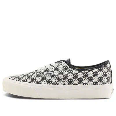 Vans Classic Checkerboard Slip-on Shoe 'black White'