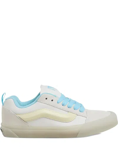 Vans Knu Skool Glow Low-top Snaekers In White