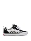 Vans Knu Skool Sneakers In White