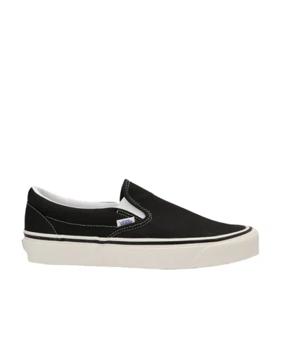 Vans Vault Og Classic Slip-on Lx Sneakers In Black