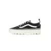 Vans Low Shoe Women Sentry Old Skool Wc (canvas) Black/marshmallow In Black/marshmallow