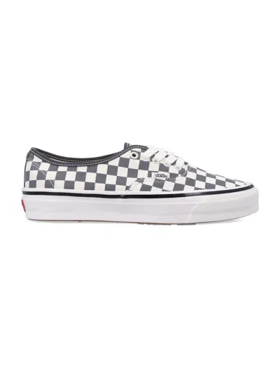 Vans Canvas Sneakers With Rubber Sole Design In Multi