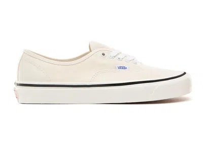Pre-owned Vans Men's  Authentic 44 Dx Sneakers In Sail/white/black