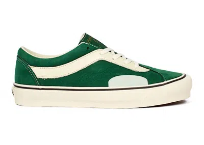 Pre-owned Vans Men's  Bold Ni Julian Klincewicz Community Sneakers In Eden/true White