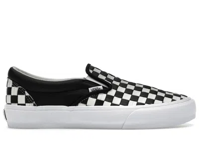 Pre-owned Vans Men's  Classic Slipon Vlt Lx Woven Checkboard Sneakers In Black/white In Multi
