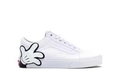 Pre-owned Vans Men's  Old Skool Disney Mouse Hand Sneakers In Mickey/true White
