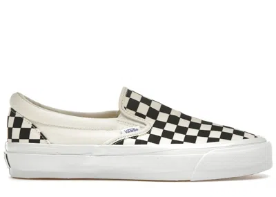 Pre-owned Vans Men's  Slipon Reissue 98 Lx Checkerboard Sneakers In Black/white