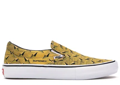 Pre-owned Vans Men's  Slipon Supreme Diamond Plate Sneakers In Yellow/white In Multi