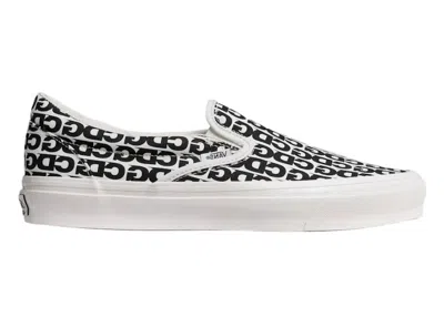 Pre-owned Vans Men's  Vault Slipon Lx Comme Des Garcons Sneakers In White/black