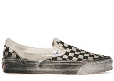 Pre-owned Vans Men's  Vault Ua Og Classic Slipon Lx Stressed Checkerboard Sneakers In Black/white