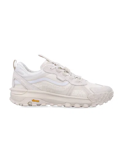 Vans Mte Crosspath Xc Gore Tex Sneakers In Neutral