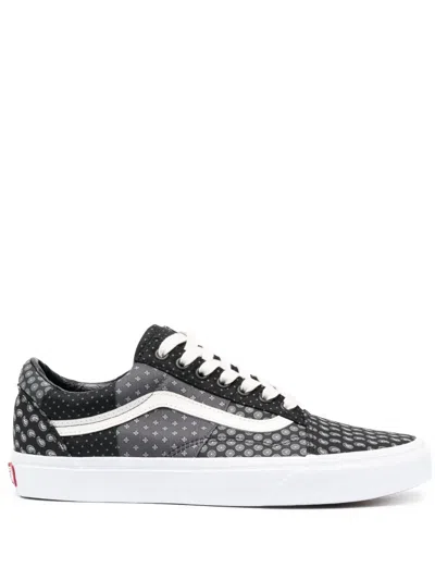 Vans Old Skool Low-top Sneakers In Grey
