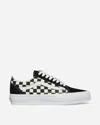 Vans Ua Og Old Skool Checkerboard Sneakers In White