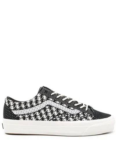 Vans Old Skool Sneakers In Black