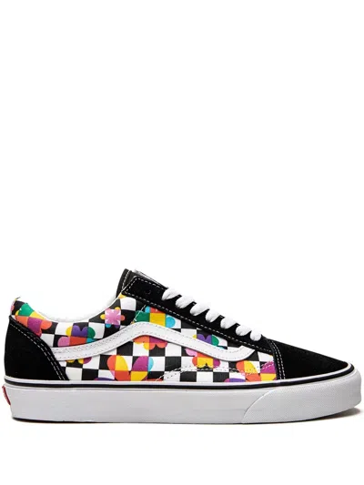 Vans Old Skool Low Top Sneakers In Black