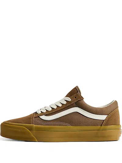 Vans Old Skool Trainers In Brown