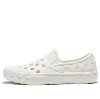 Vans (ps)  Slip-on Trek Shoes 'white'
