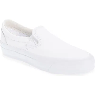 Vans Ua Classic Slip-on Stackform Sneakers Canvas True White