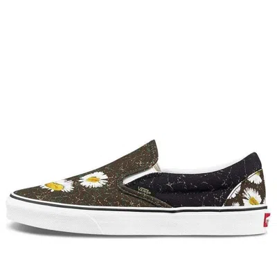 Vans Slip-on Low-top Canvas Shoes Black/green In Blue