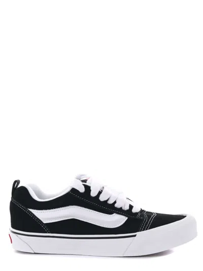 Vans Knu Skool Sneaker In Black