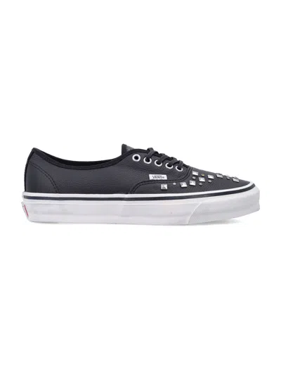 Vans Studded Low-top Platform Sneakers In Gray