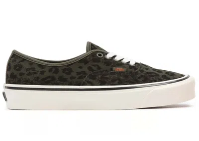 Pre-owned Vans Ua Authentic 44 Dx Anaheim Factory Sneakers In Leopard Camo/grape Leaf