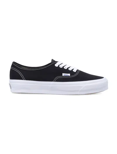 Vans Unisex Canvas Sneakers For Ss26 In Black
