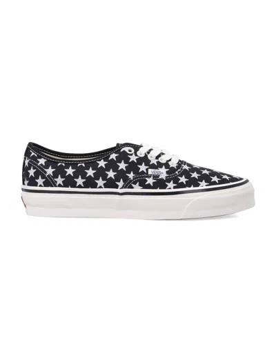Vans Unisex Star Print Platform Low Top Sneakers In Black