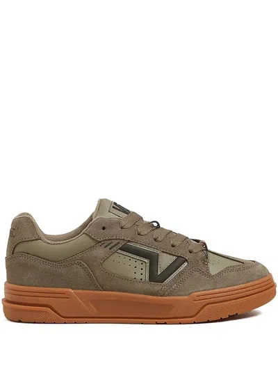 Vans Upland Sneakers In Green