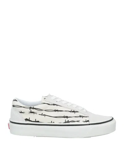 Vans Sneakers In White