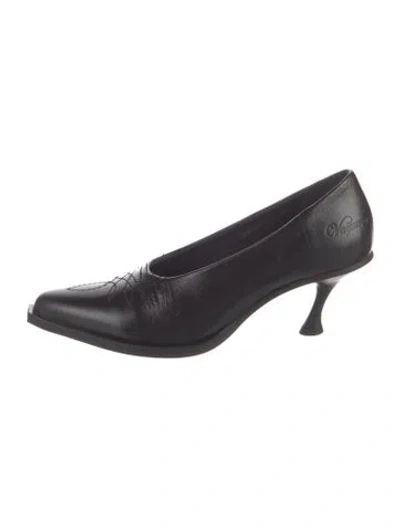 Pre-owned Vaquera Leather Pumps In Black