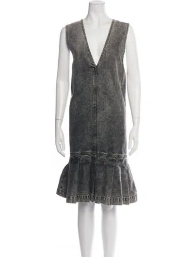 Pre-owned Vaquera V-neck Knee-length Dress In Multicolor