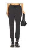 Varley Womens  Aisling Active Two-slip-pockets Tapered-leg Mid-rise Stretch-woven Jogging Bottoms In Charcoal,black