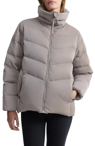 Varley Alena 700 Fill Power Down Puffer Jacket In Cinder Shimmer