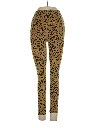 Pre-owned Varley Casual Pants In Gold