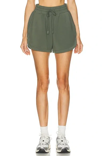 Varley Coulter High Rise Short In Pink