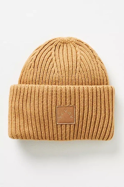 Varley Cresta Logo-patch Beanie In Beige
