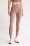 Varley Freesoft High Rise 25 Legging In Deep Taupe