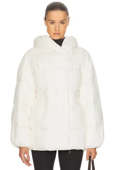 Varley Kaia Quilted Coat In White