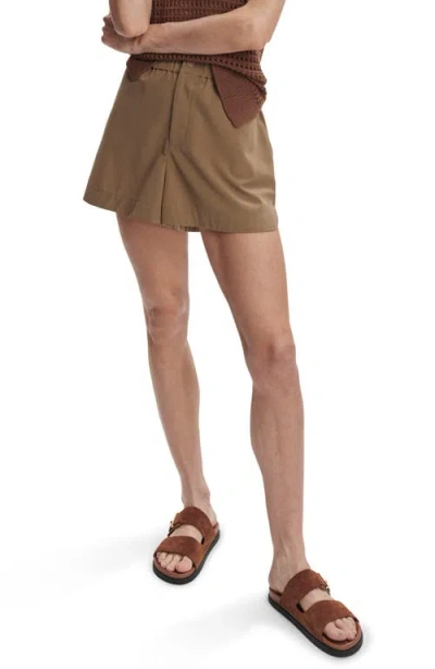 Varley Nila Shorts In Taupe Stone