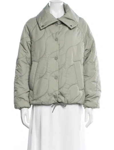 Pre-owned Varley Nylon Jacket In Green