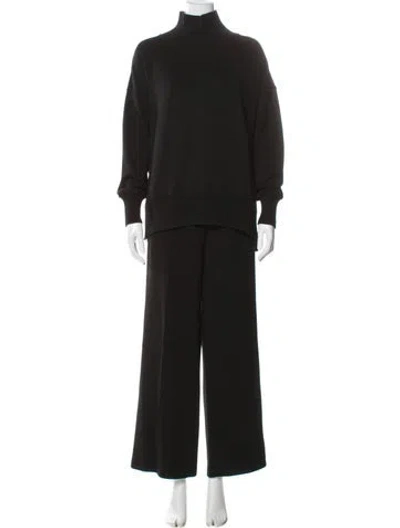 Pre-owned Varley Pant Set In Black